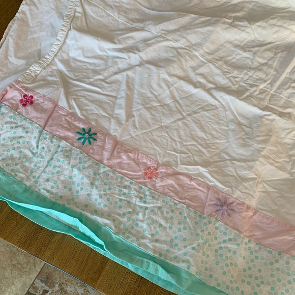 Pottery barn baby girls crib set - Picture 4 of 5